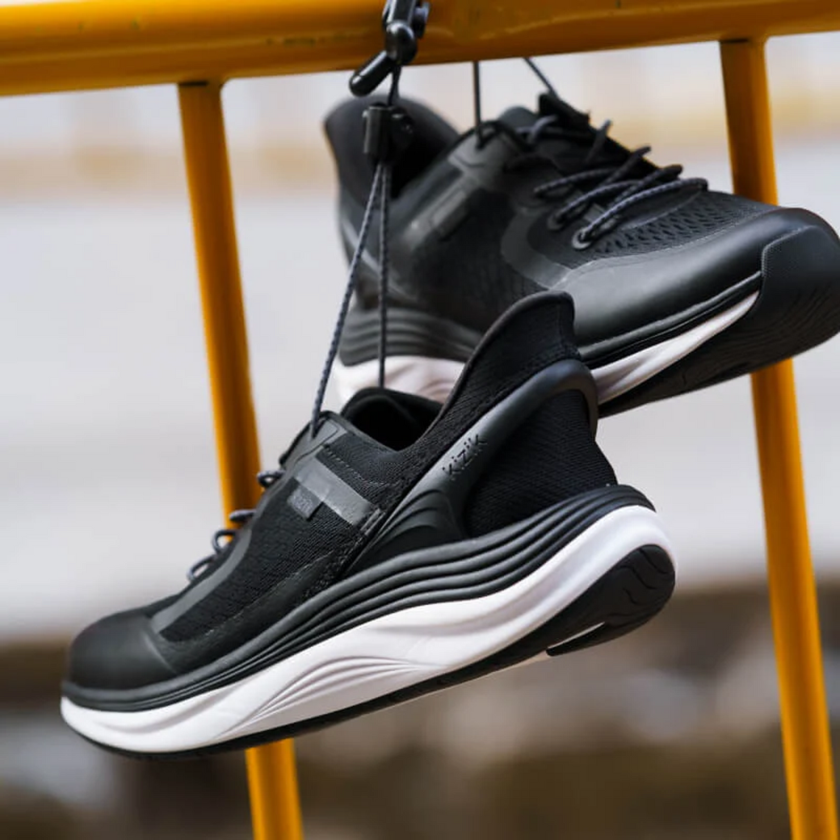 Kizik London Sneaker (Women) - Black Athletic - Casual - Lace Up - The Heel Shoe Fitters