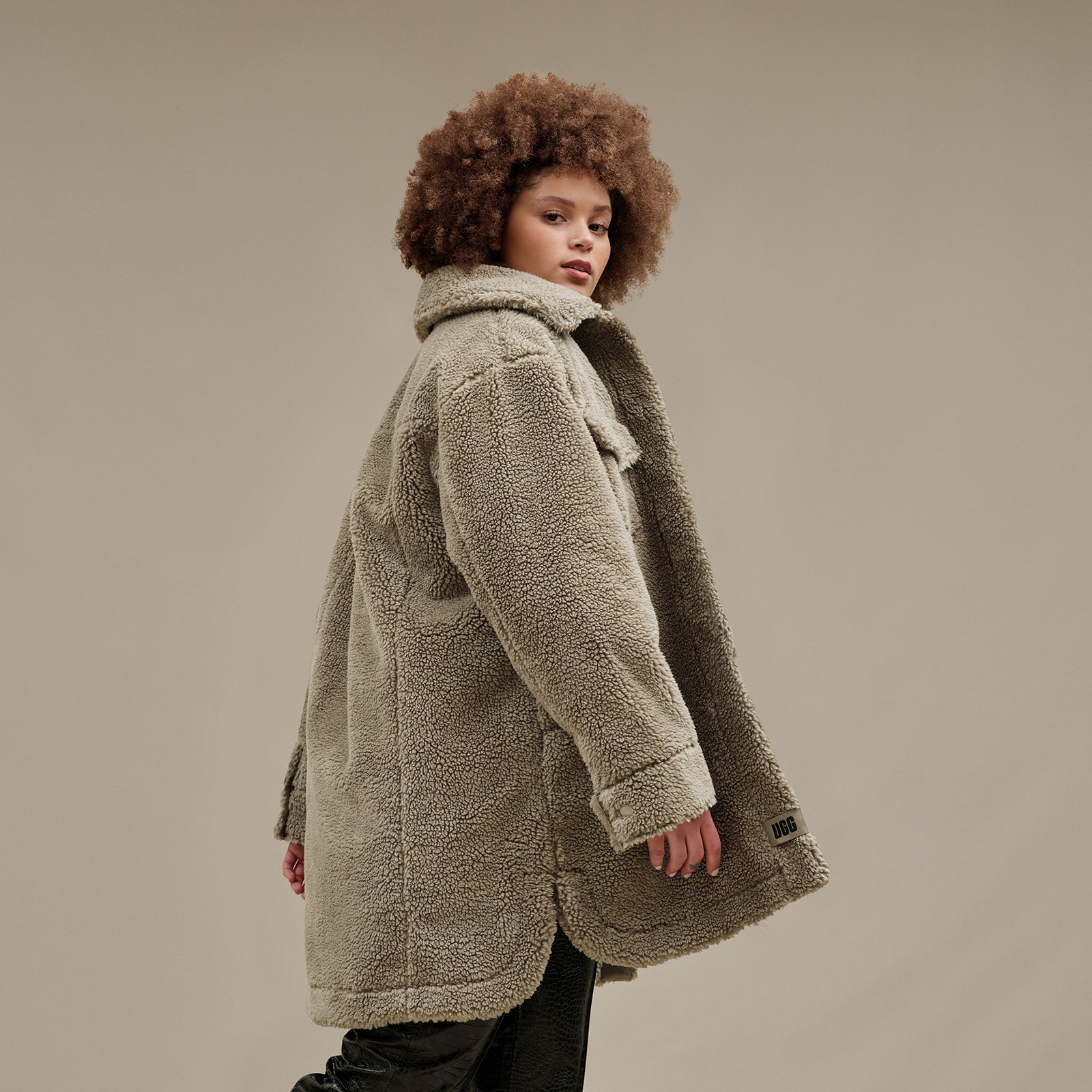 UGG Frankie Uggfluff Shirt Jacket in Moss Green 1144453 M