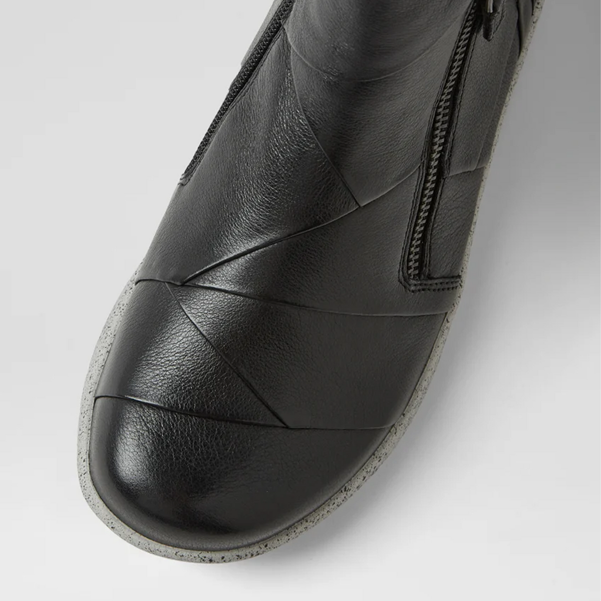Ziera Sisley (Women) - Black/Grey