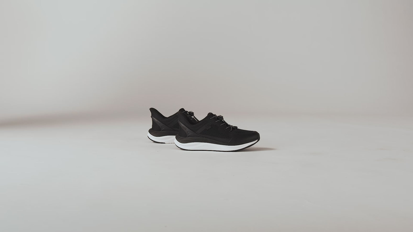 Kizik London Sneaker (Women) - Black Athletic - Casual - Lace Up - The Heel Shoe Fitters