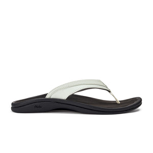 OluKai 'Ohana Thong Sandal (Women) - White/Black Sandals - Thong - The Heel Shoe Fitters
